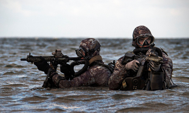 Η ημέρα που οι Navy SEALs σκότωσαν αθώους στη Βόρεια Κορέα - Η αποτυχημένη «κατασκοπική» επιχείρηση
