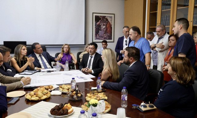 Γεωργιάδης: Με υποδέχτηκαν με ανθοδέσμες στο «Παπανικολάου», μην ανησυχείτε