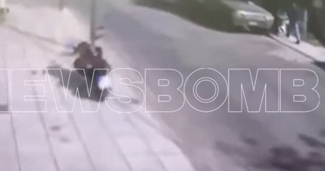 Ποιος είναι ο 17χρονος που άρπαξε δύο μωρά από τα Καμίνια και την Ομόνοια