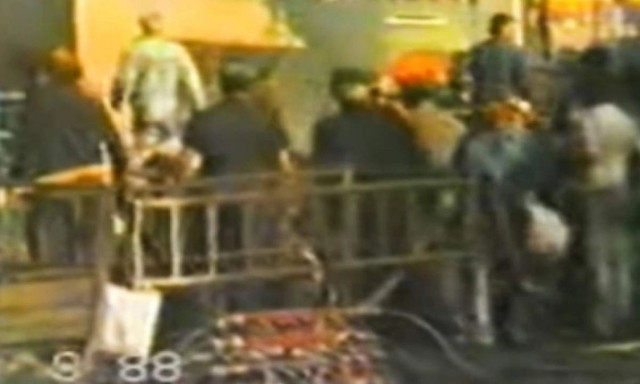 Η δολοφονική ανατίναξη τάνκερ στο Πέραμα: «Είδα κομμένα πόδια, χέρια και κεφάλια»