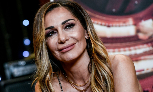 Φωτιά έβαλαν στη νύχτα του Ρεθύμνου η Δέσποινα Βανδή και ο Αντώνης Δημητριάδης