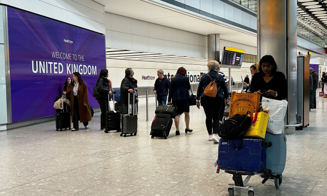 Λονδίνο: Εκκενώθηκε τμήμα του αεροδρομίου Χίθροου - «Πιθανό περιστατικό επικίνδυνων υλικών»