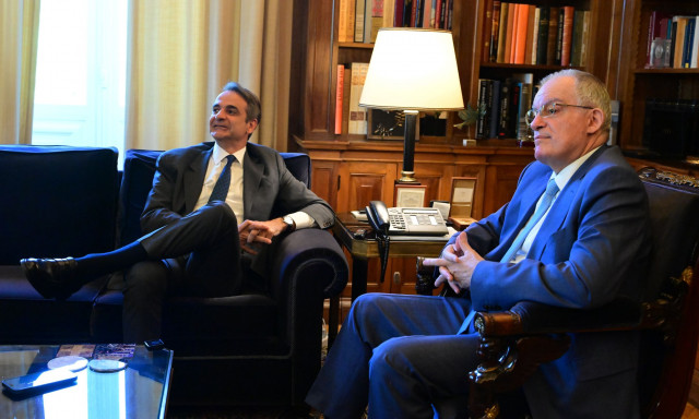 Συνάντηση Τασούλα - Μητσοτάκη στο Προεδρικό Μέγαρο την Τρίτη