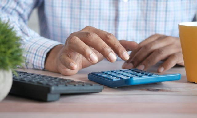 Νέα μέτρα: Παρεμβάσεις στο ελάχιστο εισόδημα των ελευθέρων επαγγελματιών