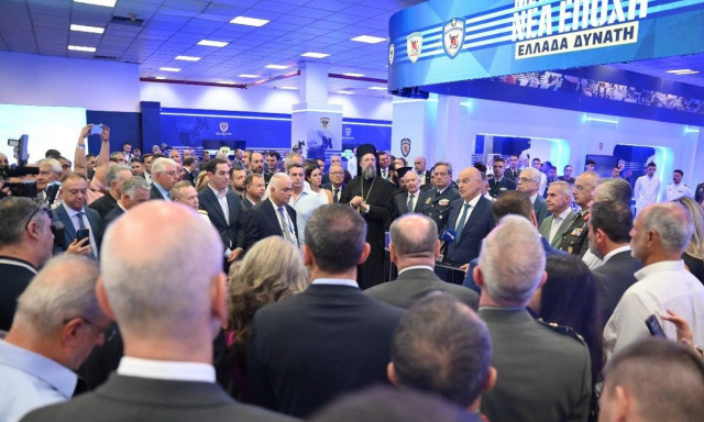 ΔΕΘ: Γαλάζια «παρέλαση» στην ομιλία Δένδια με πάνω από 47 βουλευτές