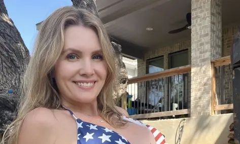 Αμερικανίδα κερδίζει χιλιάδες δολάρια τον μήνα… μόνο με τη φωνή της