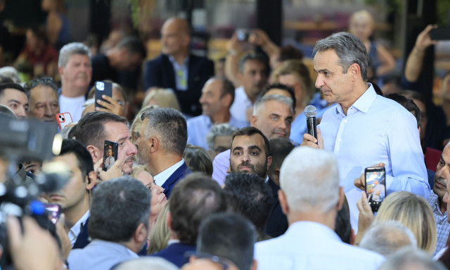 Γεωπολιτικά, οικονομία και Τσίπρας στο στόχαστρο του Κυριάκου Μητσοτάκη