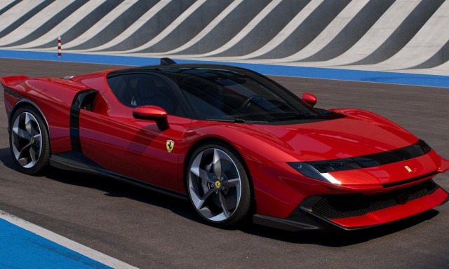 Η Ferrari Testarossa επέστρεψε!