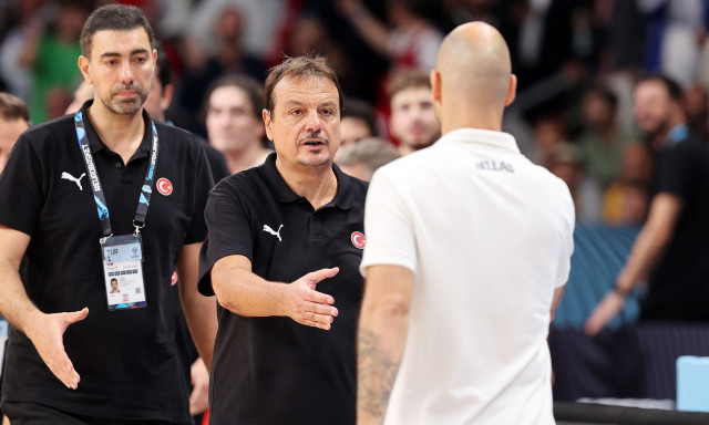 Εργκίν Αταμάν: «Συγγνώμη στους φίλους μου στην Ελλάδα, αξίζαμε να νικήσουμε»