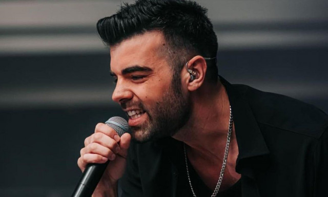 Γιάννης Αλεξόπουλος: Νέο single για τον ταλαντούχο ερμηνευτή με τίτλο «Φήμες λένε»