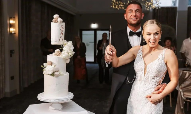 Η τραγική ιστορία πρωταθλήτριας ιππασίας που κρεμάστηκε σε πάρκο στην πρώτη επέτειο του γάμου της