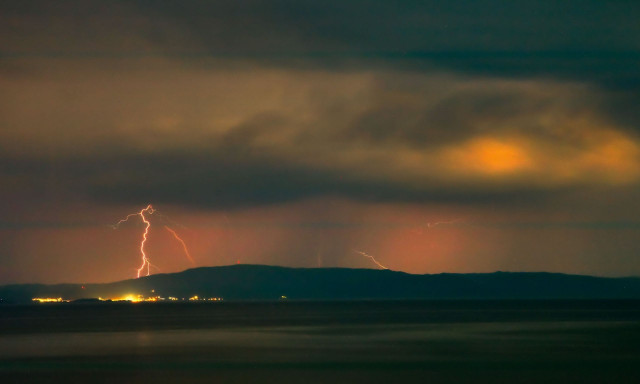 Οι υδροσίφωνες και οι αρχαίοι Έλληνες – Η εξήγηση του Θοδωρή Κολυδά
