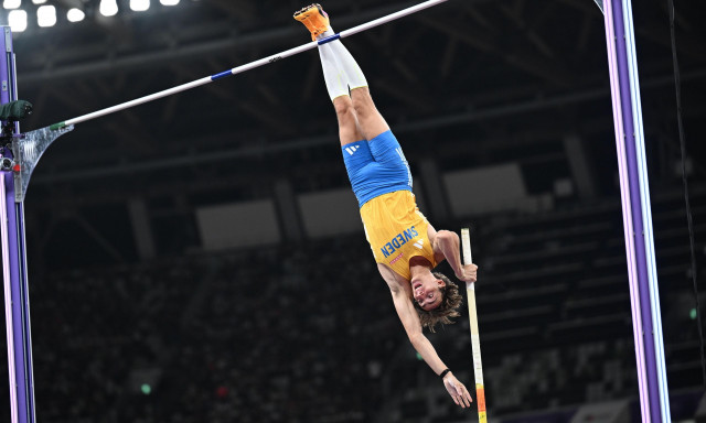 Τόκιο 2025: Μύθος ο Ντουπλάντις! Νέο παγκόσμιο ρεκόρ, πέρασε τα 6.30μ.!