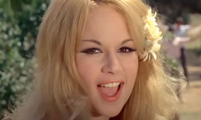 Αλίκη Βουγιουκλάκη: Πωλείται για δεύτερη φορά το σπίτι της στην Στησιχόρου