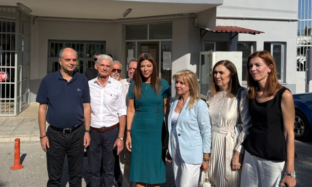 Εγκαίνια και αγιασμός στο πρώτο ΕΠΑΛ στις φυλακές Λάρισας