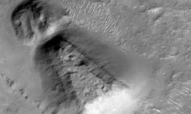 Τα περίεργα του Άρη: Πυραμίδες μεγαλύτερες από τη Γκίζα - Παπαγάλοι και μία κλειδαρότρυπα