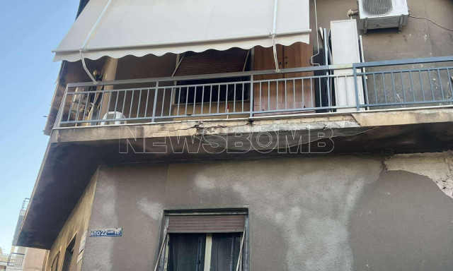 Ακαδημία Πλάτωνος: Πήρε φωτιά το στρώμα και επεκτάθηκε σε όλο το διαμέρισμα