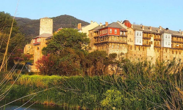 Άγιο Όρος: Εκοιμήθη ο πρώην ηγούμενος της Μονής Ιβήρων Βασίλειος