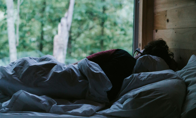 «Με δηλητηρίασε, δεν με υπνώτισε απλώς» – Ξεσπά ο άνδρας που έπεσε θύμα της οικιακής βοηθού