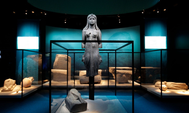 Κλεοπάτρα: Αρχαιολόγος πιστεύει ότι βρήκε τον τάφο της  - Το στοιχείο «κλειδί» 20ετούς έρευνας