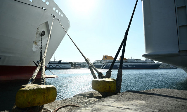 Ακυρώσεις και τροποποιήσεις ακτοπλοϊκών δρομολογίων λόγω θυελλωδών ανέμων