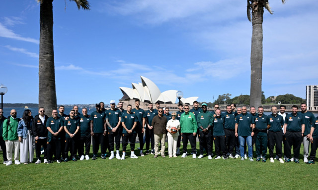 Παναθηναϊκός AKTOR: Έφτασε στο Σίδνεϊ και φωτογραφήθηκε μπροστά στην Opera