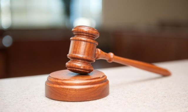 Ποινική δίωξη για το αδίκημα της απιστίας εις βάρος επικεφαλής ΜΚΟ