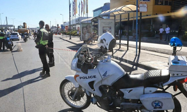 Police evacuate River West shopping mall following bomb threat