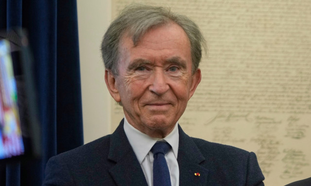 Μπερνάρ Αρνό για φόρο στους πλούσιους: «Θα καταστρέψει την οικονομία»