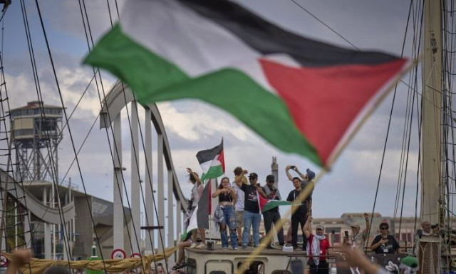 Το Ισραήλ λέει ότι θα εμποδίσει τον στολίσκο της Γάζας να παρακάμψει τον αποκλεισμό της περιοχής