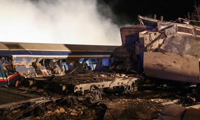 Τι σημαίνει το ότι έγινε δεκτό το αίτημα εκταφής για τα θύματα των Τεμπών