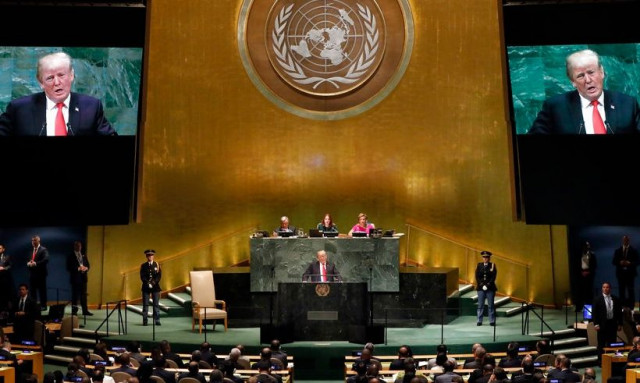 Τραμπ στον ΟΗΕ: Τι είπε για μετανάστευση που «καταστρέφει την Ευρώπη» και τις φυλακές στην Ελλάδα