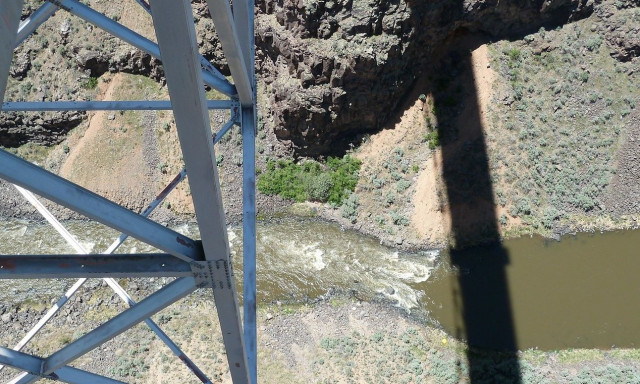 Κλείνει η «γέφυρα των αυτοκτονιών» μετά από ρεκόρ θυμάτων σε φαράγγι στο Νέο Μεξικό