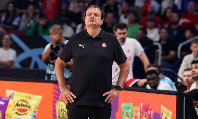 Ο Τούρκογλου προανήγγειλε παραμονή του Αταμάν στην Εθνική Τουρκίας