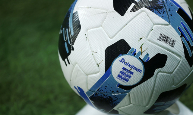 Super League: Ανοίγει η αυλαία της αγωνιστικής με «πρέπει» για Ολυμπιακό και Άρη