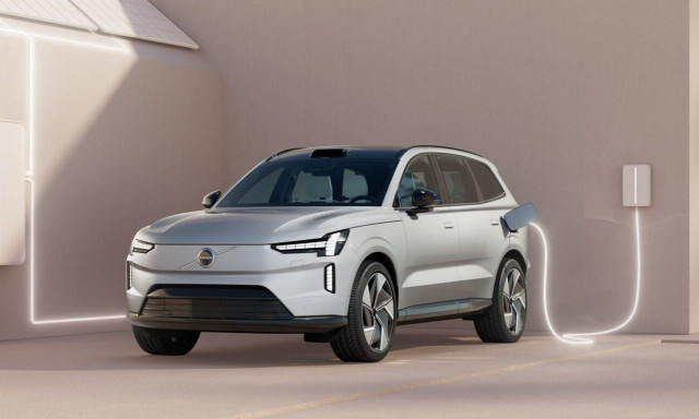 Volvo EX90: Σημαντική αναβάθμιση για τη ναυαρχίδα των SUV