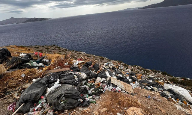 Πέντε συλλήψεις στο Αγκίστρι: Έριχναν μπάζα και υγρά απόβλητα που κατέληγαν στη θάλασσα
