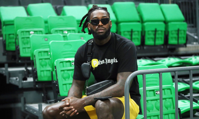 Το καλωσόρισμα του Λεσόρ στον Νιλικίνα: «Λάθος χρώμα…»