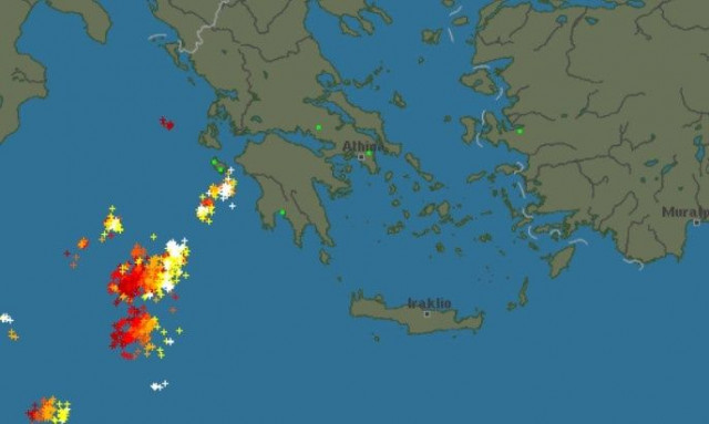 Καιρός: Νέα πρόγνωση Τσατραφύλλια - Γιατί η κακοκαιρία δεν έχει «χτυπήσει» ακόμα
