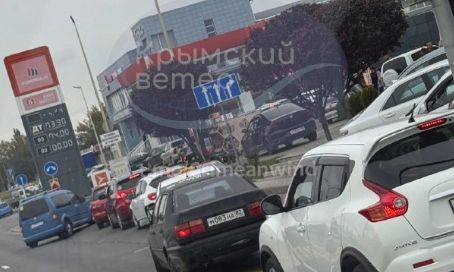 Εντείνεται η κρίση καυσίμων στη Ρωσία: Με δελτίο η αγορά βενζίνης στην Κριμαία