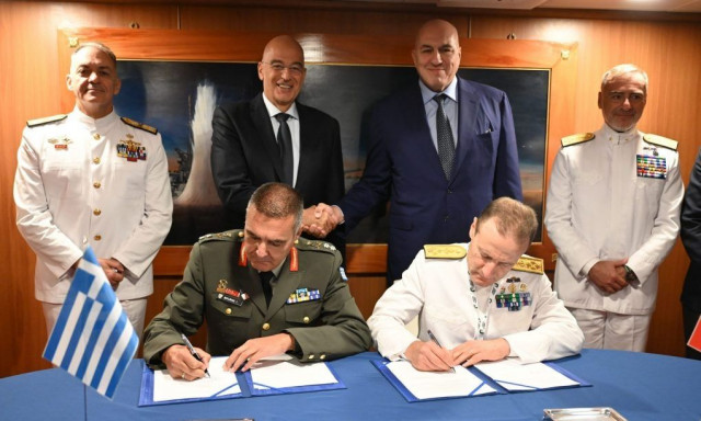 Συνάντηση Δένδια με τον Ιταλό υπουργό Άμυνας - Υπογραφή δήλωσης προθέσεων για 2+2 φρεγάτες Bergamini
