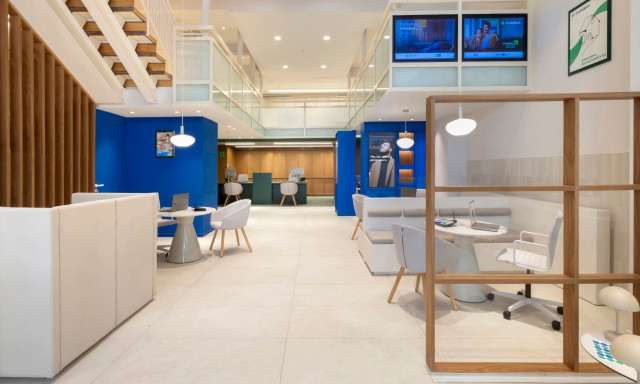 CrediaBank: Η νέα εμπειρία εξυπηρέτησης ξεκινάει από το κέντρο της Αθήνας