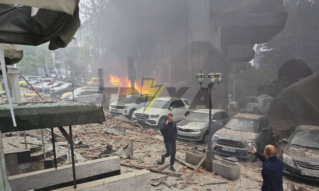 Ουκρανία: Επίθεση ρωσικών drones μέρα-μεσημέρι στο Ντίνπρο - Ένας νεκρός και 20 τραυματίες