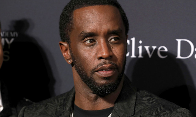 Αντιμέτωπος με νέα καταγγελία ο Diddy: Αυνανιζόταν μπροστά σε μουσικό παραγωγό