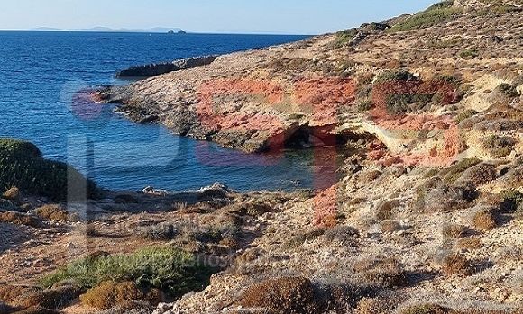 Πάρος: Βρέθηκε θαμμένος ανθρώπινος σκελετός - Μεταφέρθηκε στην Ιατροδικαστική Υπηρεσία