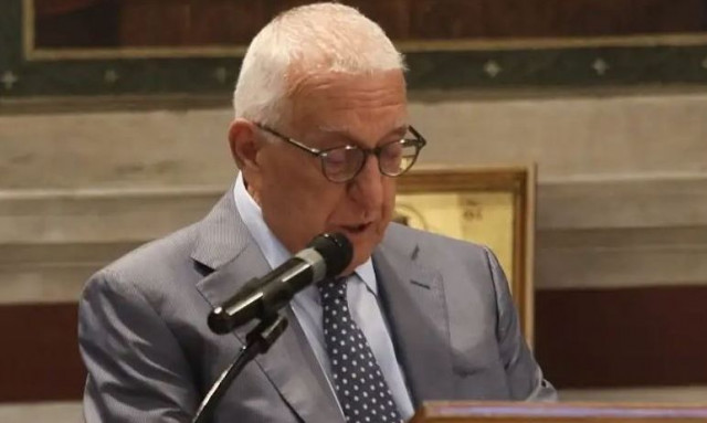 Νικήτας Κακλαμάνης: Δάκρυσε για τα φυλακισμένα μνήματα στην Κύπρο