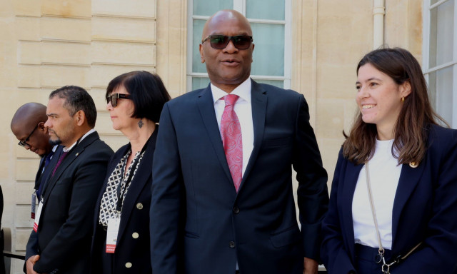 Γαλλία: Νεκρός έξω από κεντρικό ξενοδοχείο του Παρισιού εντοπίστηκε ο πρέσβης της Νοτίου Αφρικής