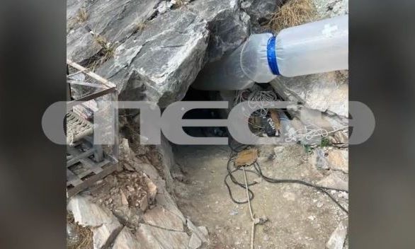Λάρισα: Φωτογραφίες ντοκουμέντο από τη σπηλιά που εγκλωβίστηκε ο 53χρονος