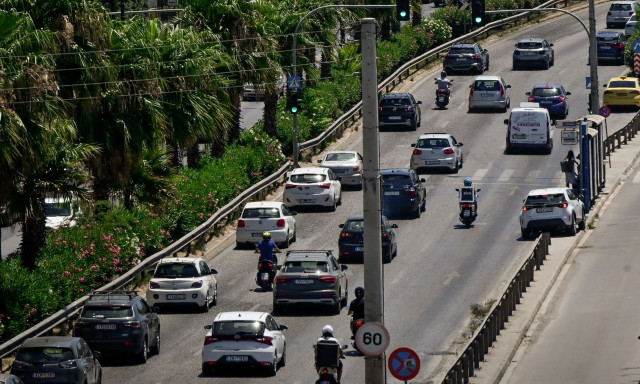 Κίνηση τώρα: Στο «κόκκινο» Κηφισός, Συγγρού και Λεωφόρος Αθηνών - Καθυστερήσεις στην Αττική Οδό