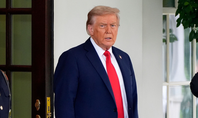 Τραμπ για δημοσιονομική παράλυση στις ΗΠΑ: Οι Δημοκρατικοί θέλουν «να κλείσουν τα πάντα»